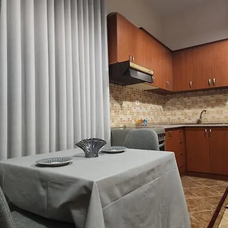 Apartment Cozy In Tirana